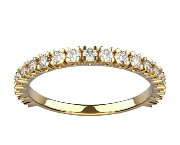 Alliance diamant Femme en or jaune modèle Morgane L, une alliance de mariage sertie de 21 diamants